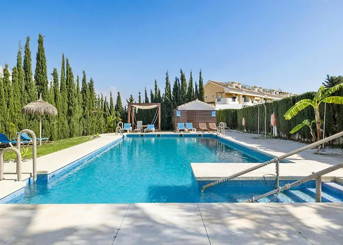 Golden Banus Apartman *