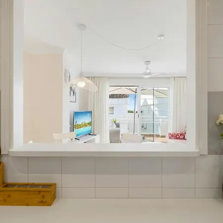 Golden Banus Apartament